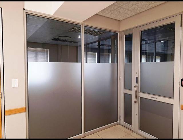 BUSINESS PROPERTY TO RENT IN ROUTE 21 BUSINESS PARK